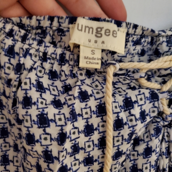 Off-Shoulder Summer Dress - Picture 2 of 3